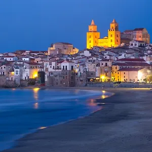 Appartamento In Summer, Cefalù